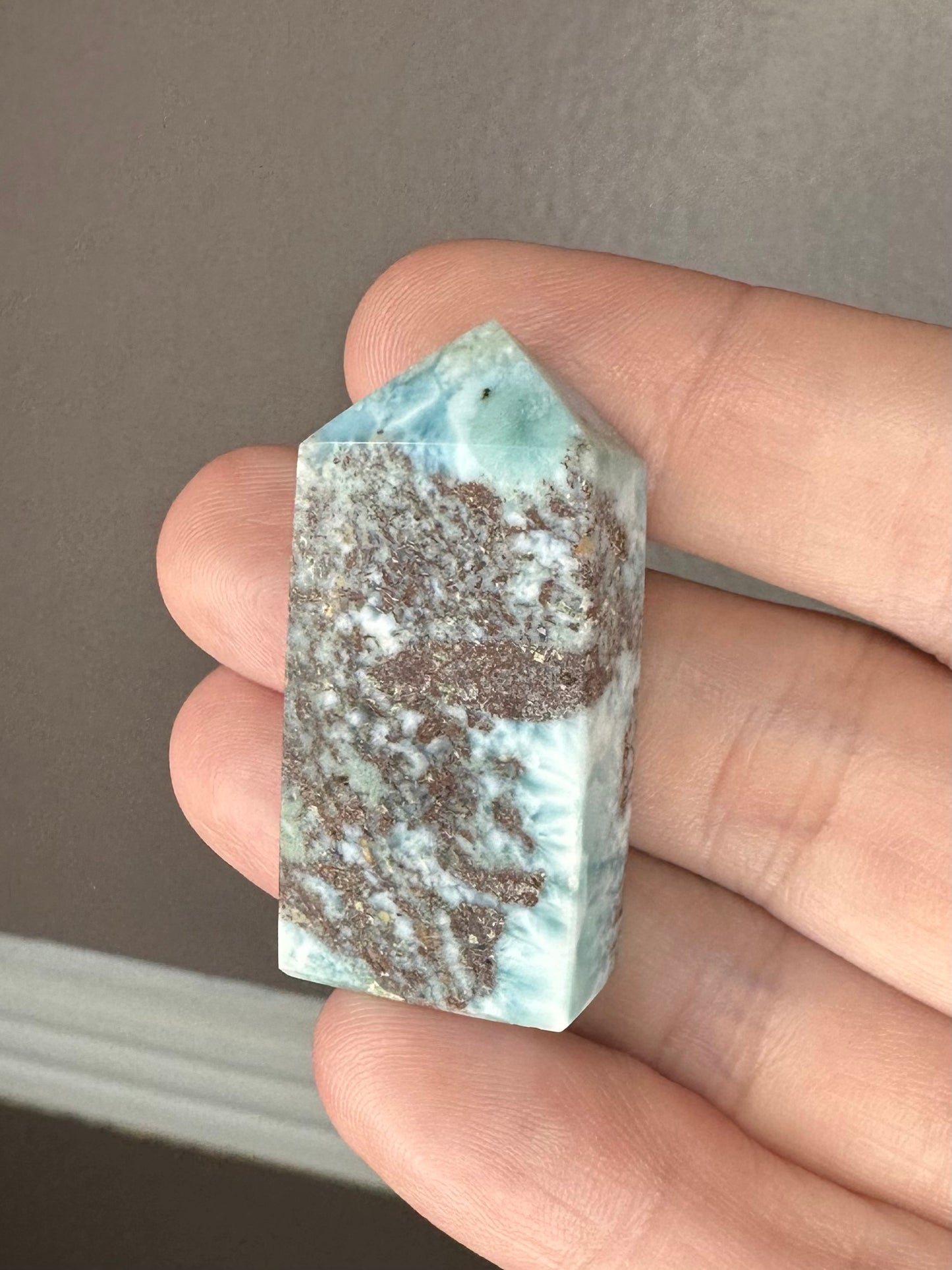 Larimar Tower ( O-26 )