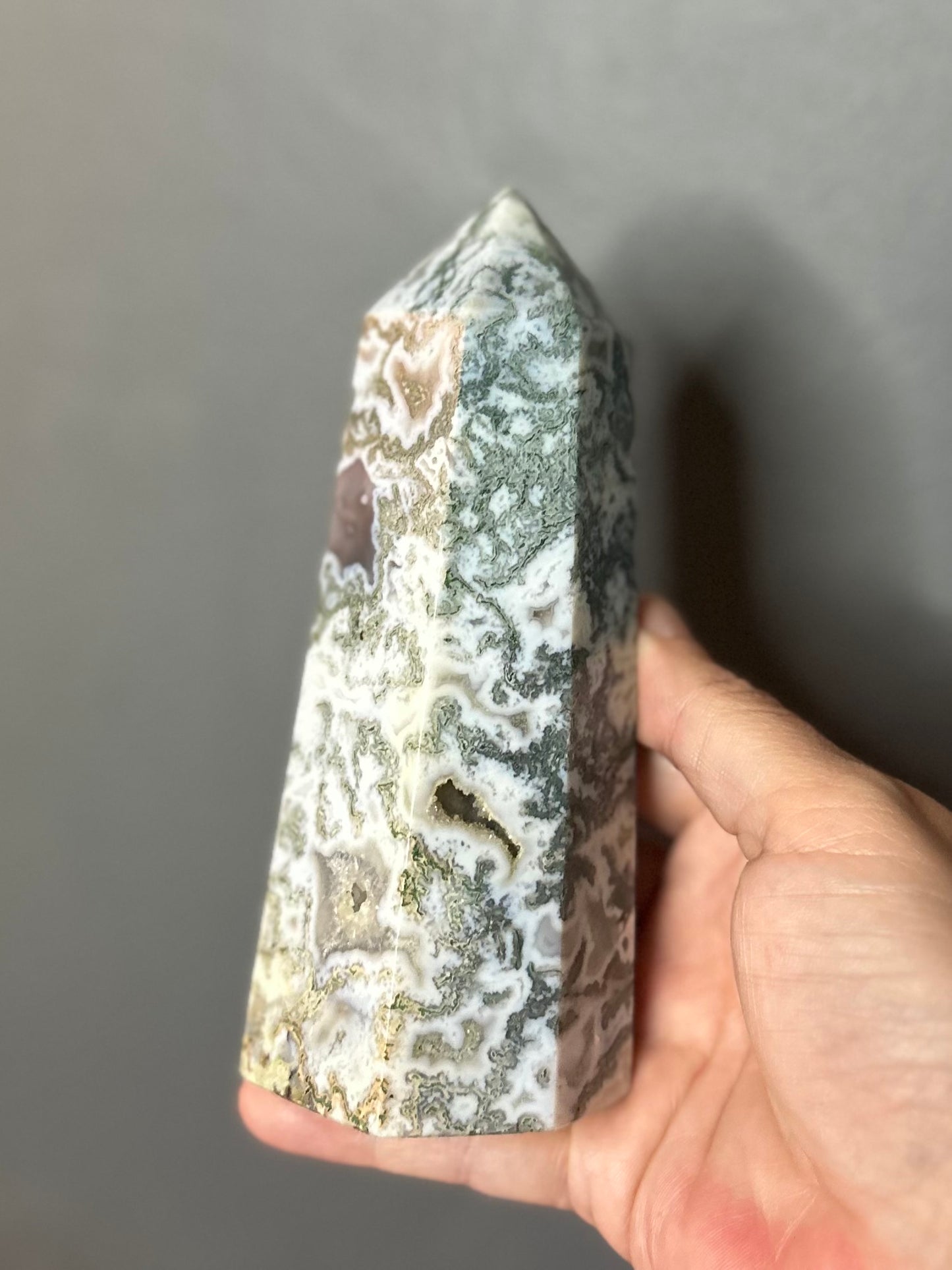 Druzy Moss Agate Tower 65