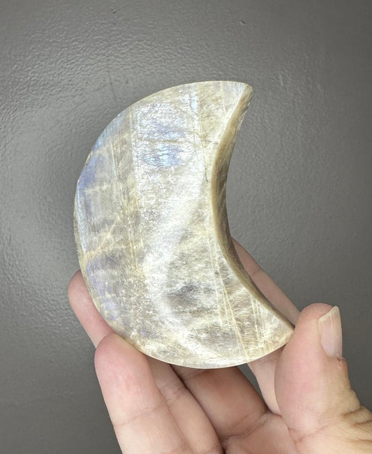 Blue MoonStone Crystal Moon Carving B32 ( comes with display stand )